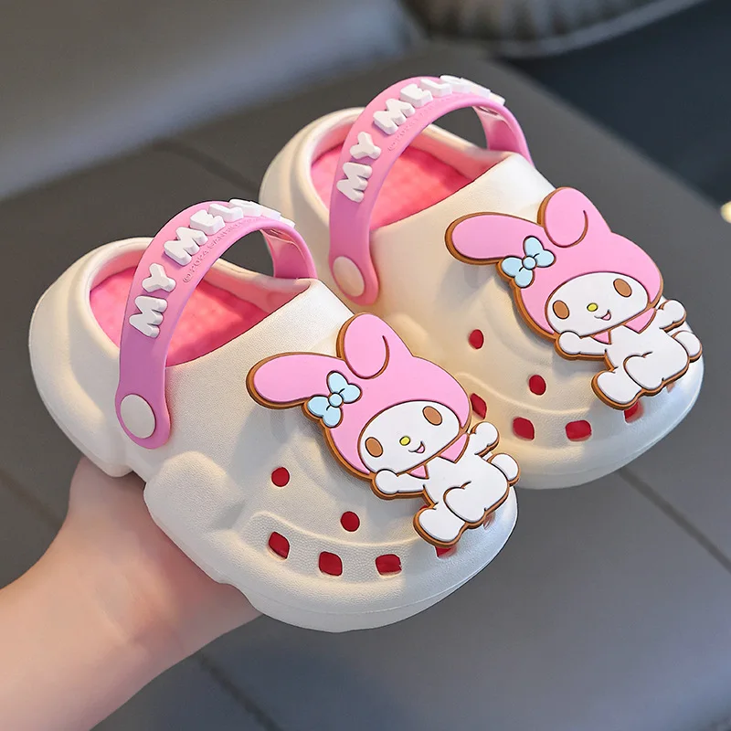 2024Anime Sanrioed Children Slippers Kuromi My Melody Kawaii Summer Outdoors Beach Anti-Slip Sandals Baby Toys for Girls