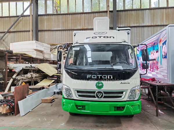 Мобильный наружный светодиодный экран для грузовика Foton Aumark