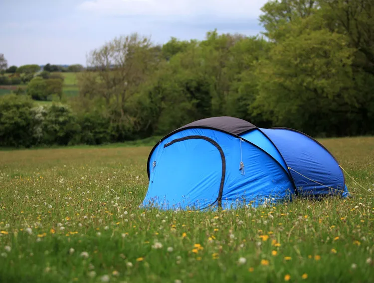 Hot-Sale Customized Portable Speed Up Outdoor Camping 4 People Soft Roof Top Tents