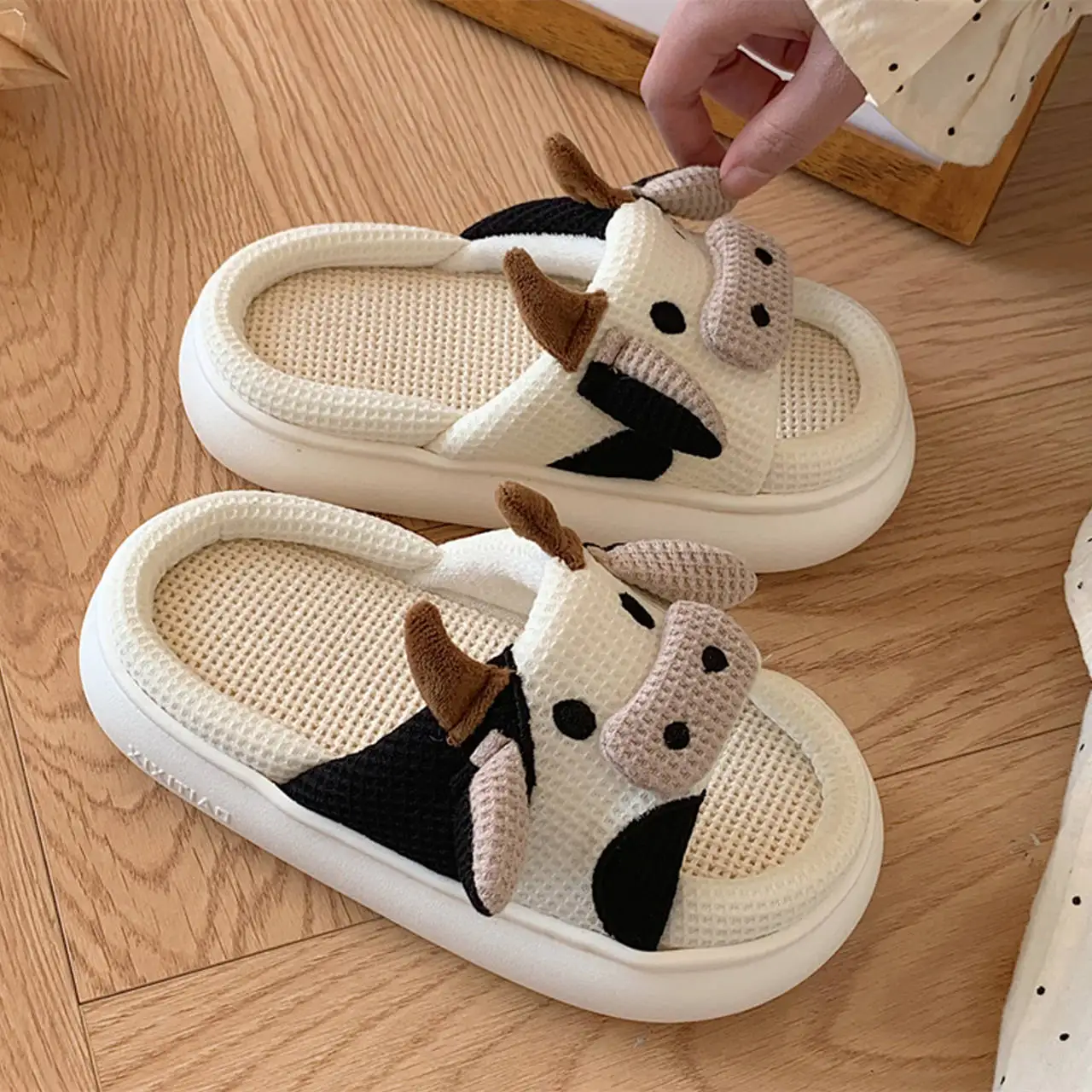 XIXITIAO cow Cute Slippers Cartoon Animal bedroom women indoor house white slippers unisex custom slides sandals for women