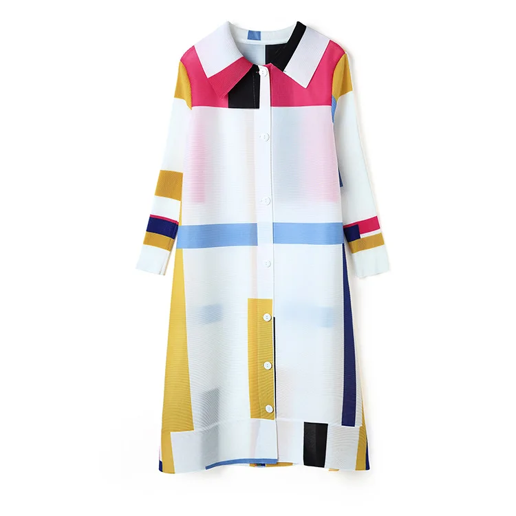 Fashion aging white windbreaker in the long spring autumn Miyake print contrast color lapel temperament pleated long sleeve coat