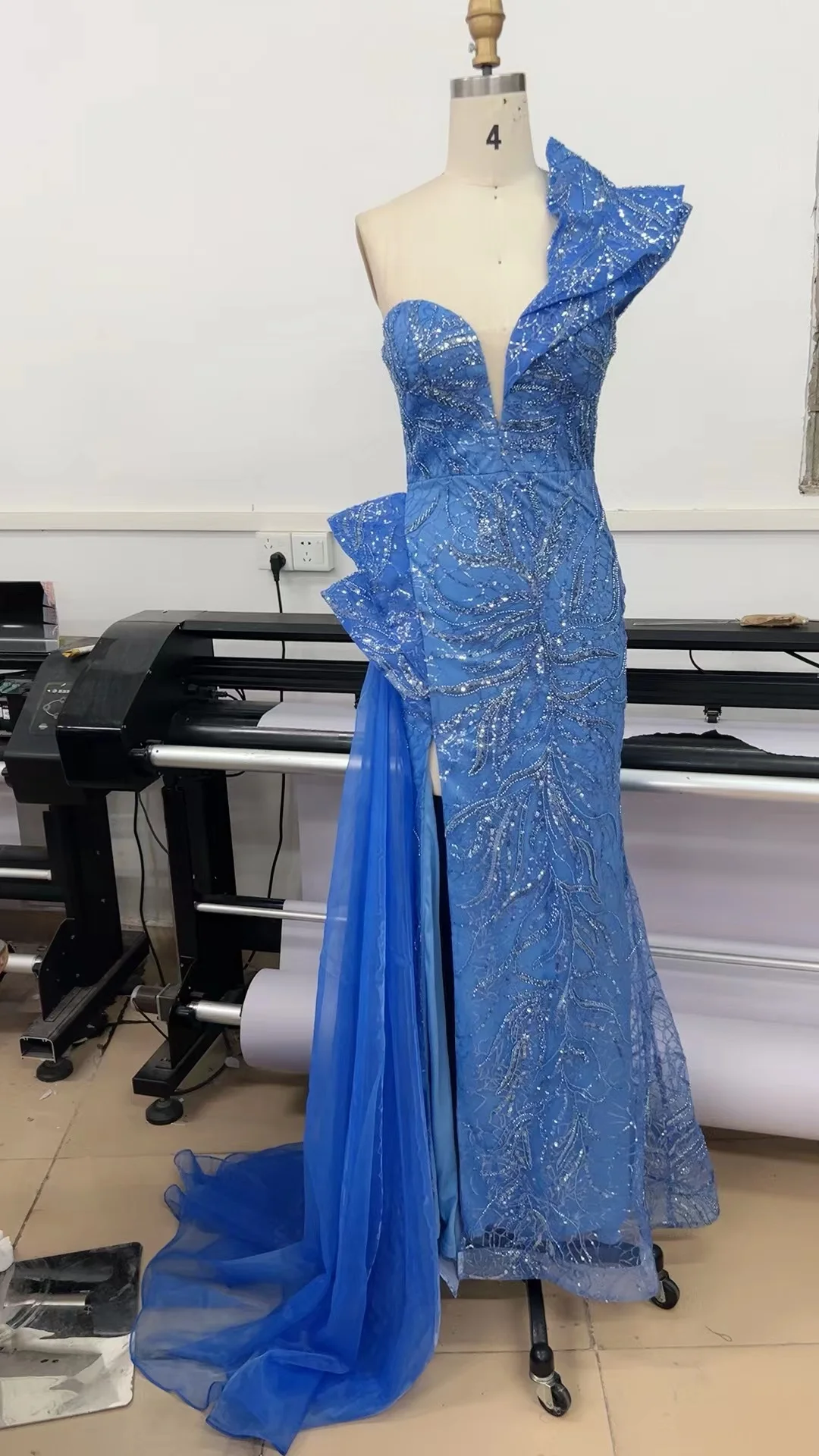 Top Quality Women Celebrity Night Club Party Elegant Long Sequins Runway Evening Dress