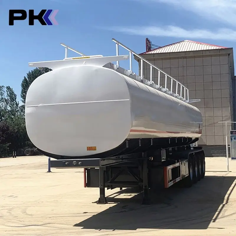4 Axles White Liquid Tank Trucks Cimc Oil Fuel tank semi tanker truck trailer for sale