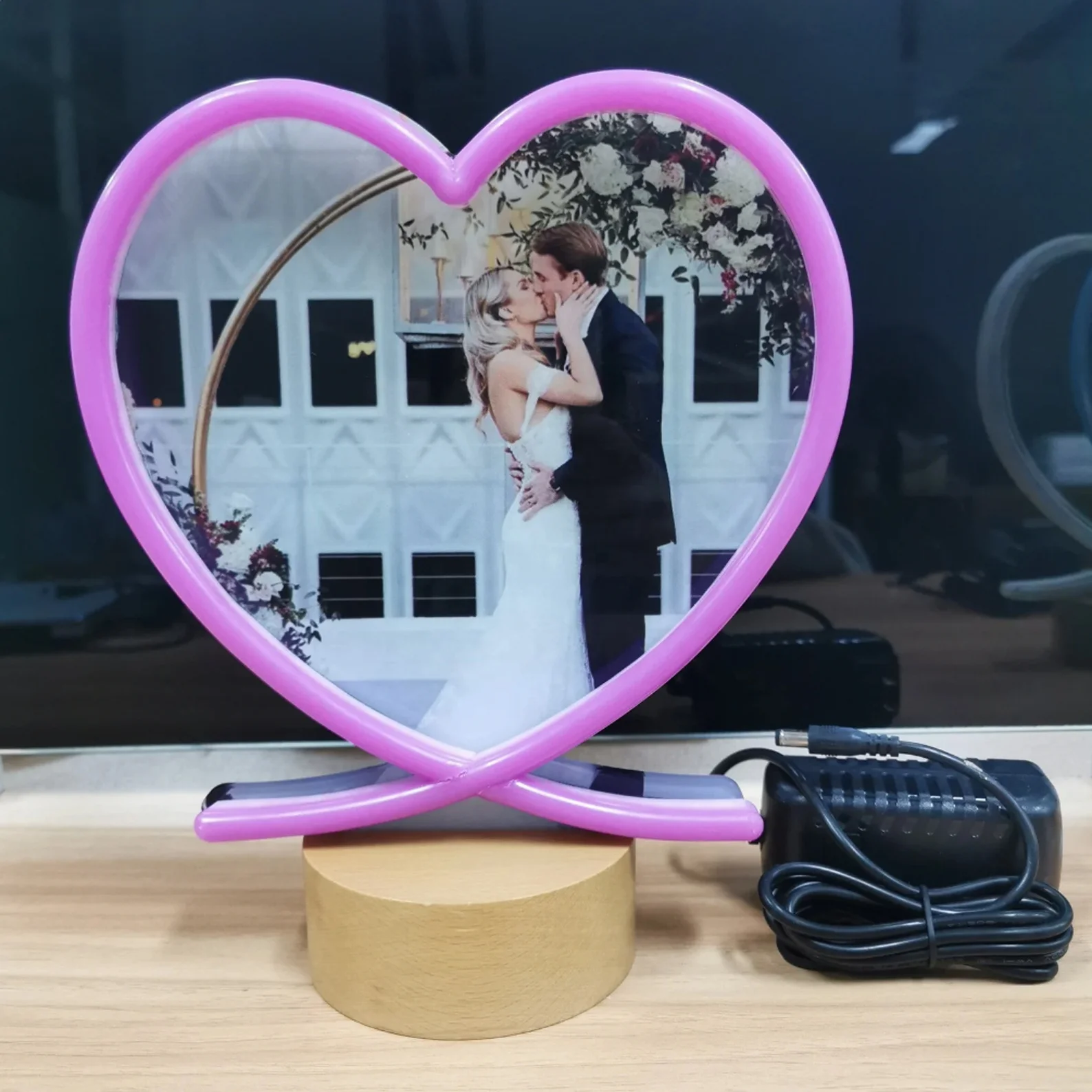 Custom Home Decor Display Neon Sign LED Neon Light Photo Stand Led Light up Photo Frame for Holiday Presents