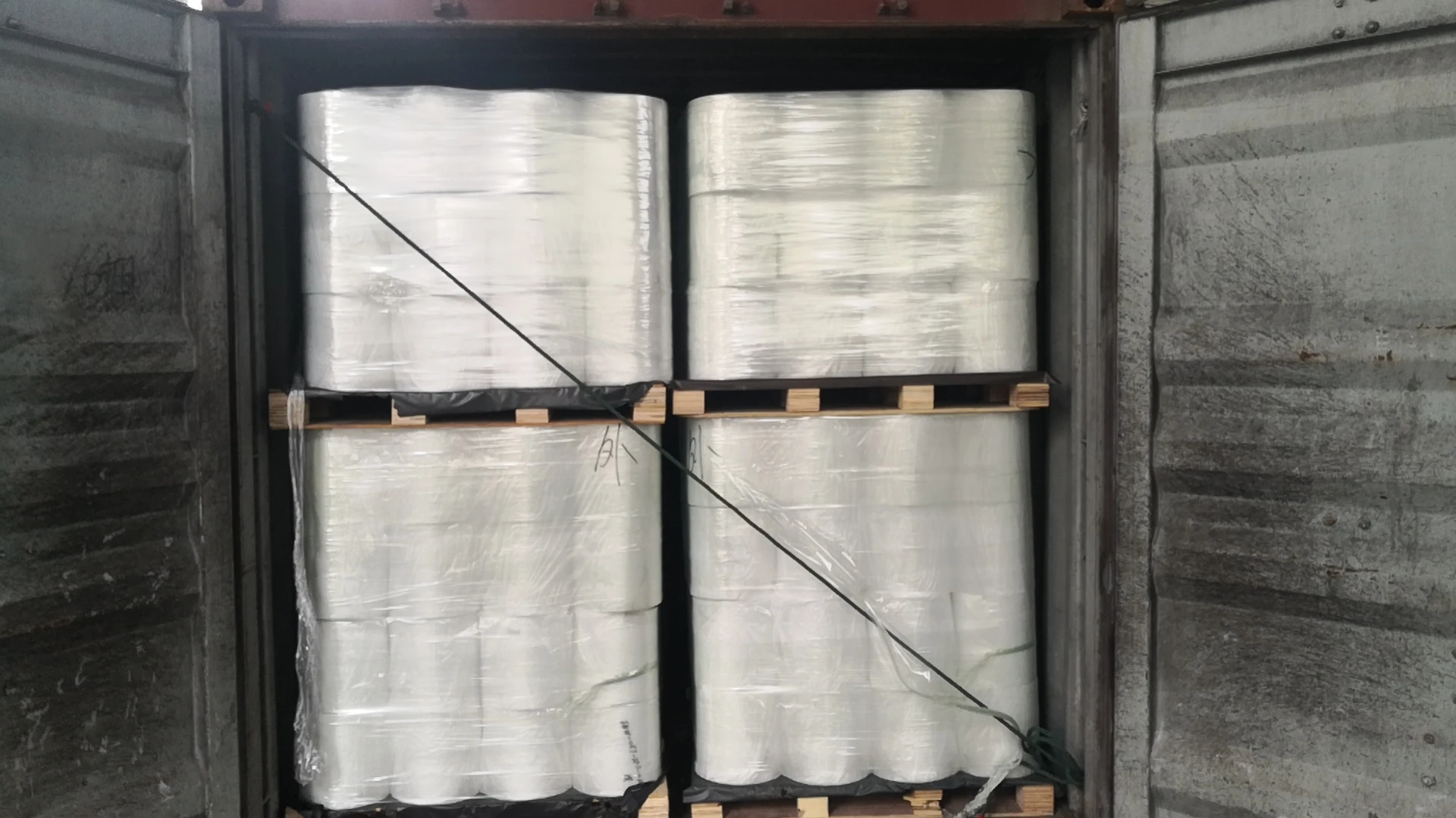 urine bag film load.jpg