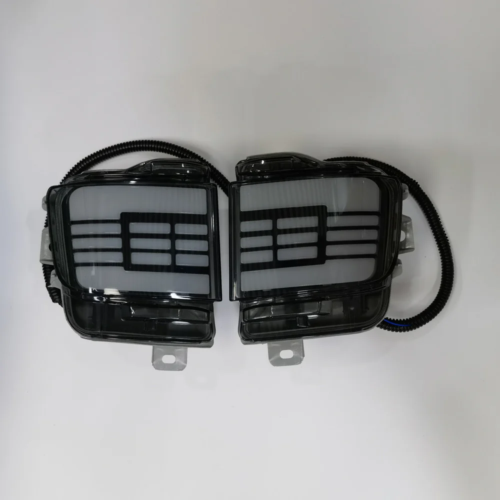 Red rear light for LAND CRUISER 200 Car Accessories Rear Bumper Light Fog Lamp   LC200 2016 2020  Rear bar Fog light FJ200