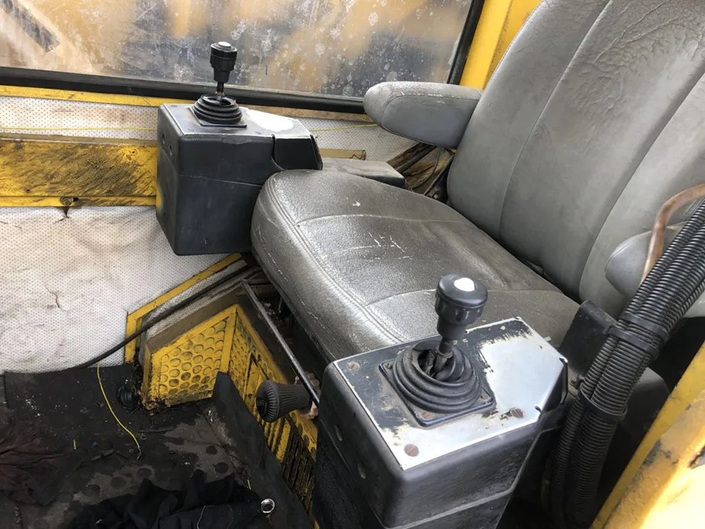 used LIEBHERR 300 CRANE sale in china