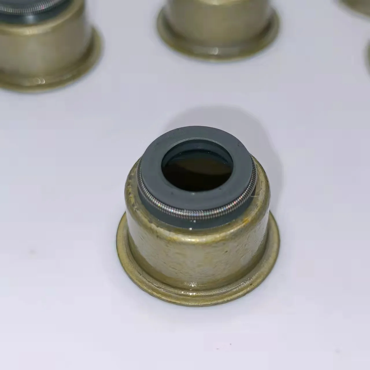 Engine Intake Exhaust Valve Stem Seal 13207-53Y00