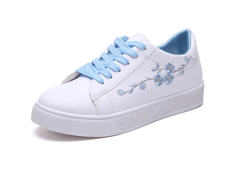 Ladies Casual Shoes Embroidered Fashion Student Shoes