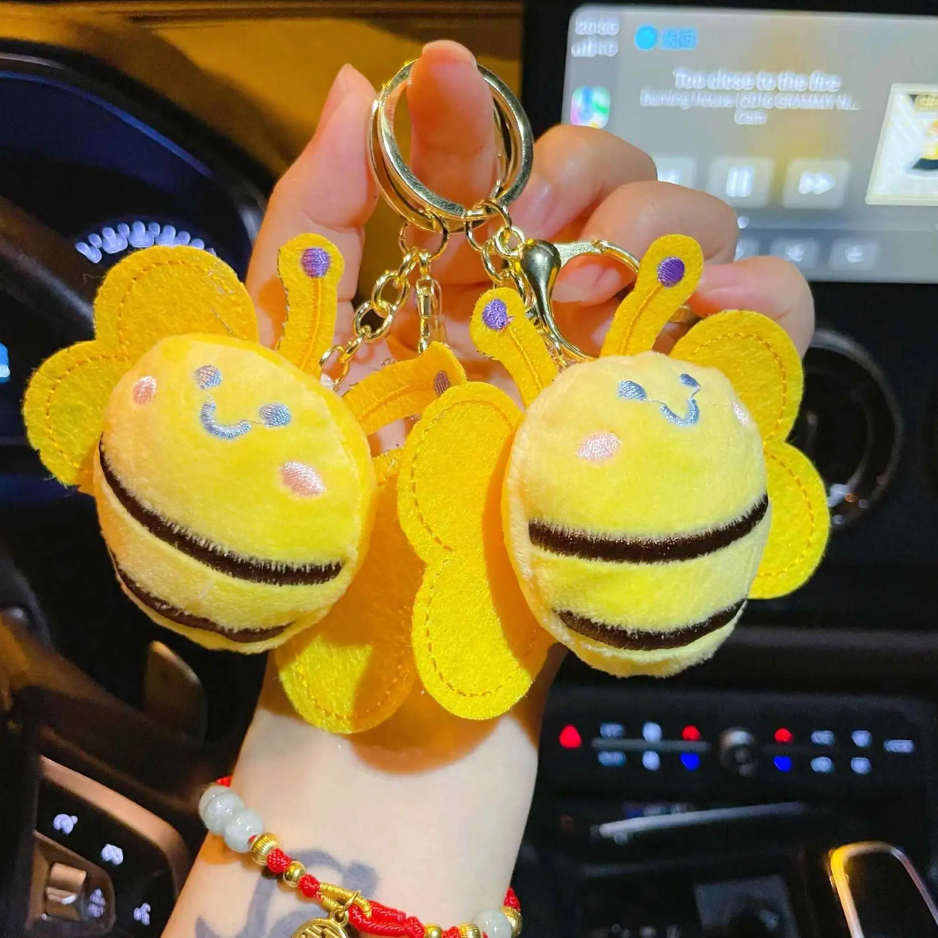 Plush Toy Honeybee Bee Bag Pendant Festival Gift plush keychains toys Doll ornament mini stuffed animals
