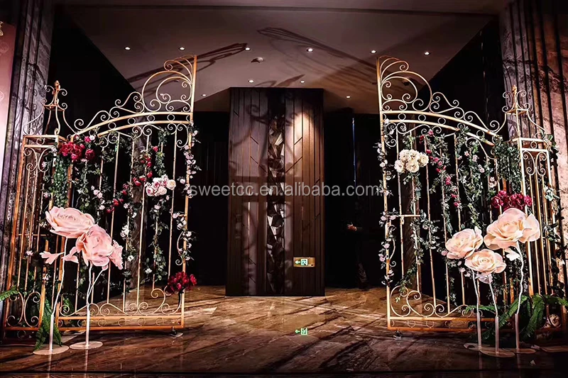 2019 fashion design wedding stage decoration wedding metal backdrop arch for sale