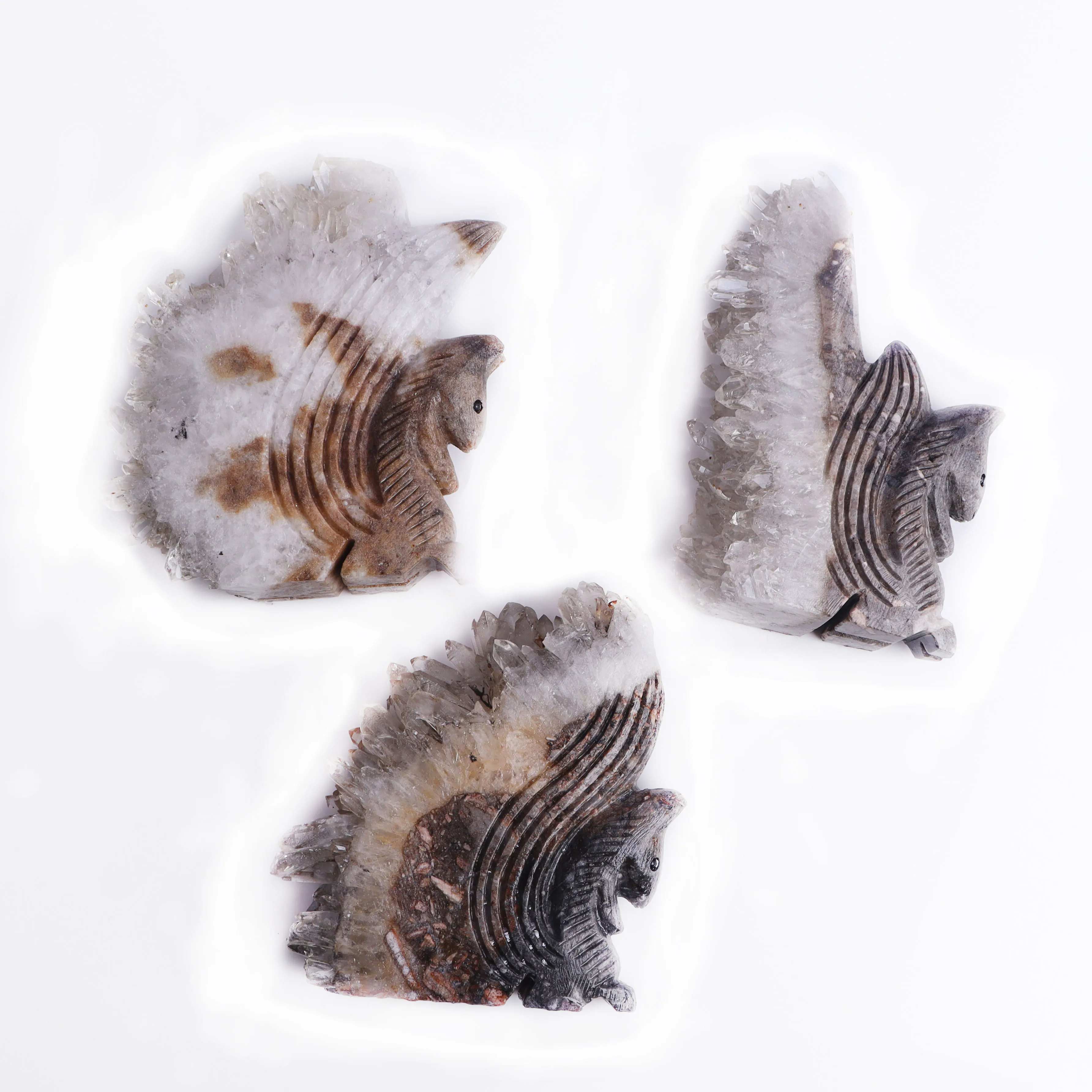 Workmanship Hand Made Natural Raw Rock Quartz Crystals Animal Squirrel Carvings With Cluster For Healing
