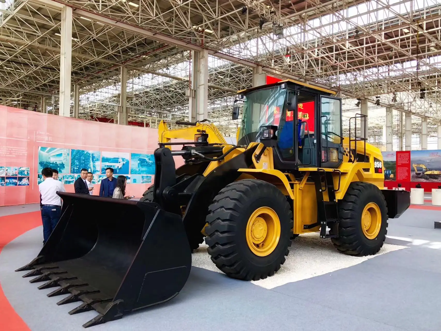 Hot-selling Model Loader Loader SYL956H5  with 5 Ton Operating Efficiency for Sale