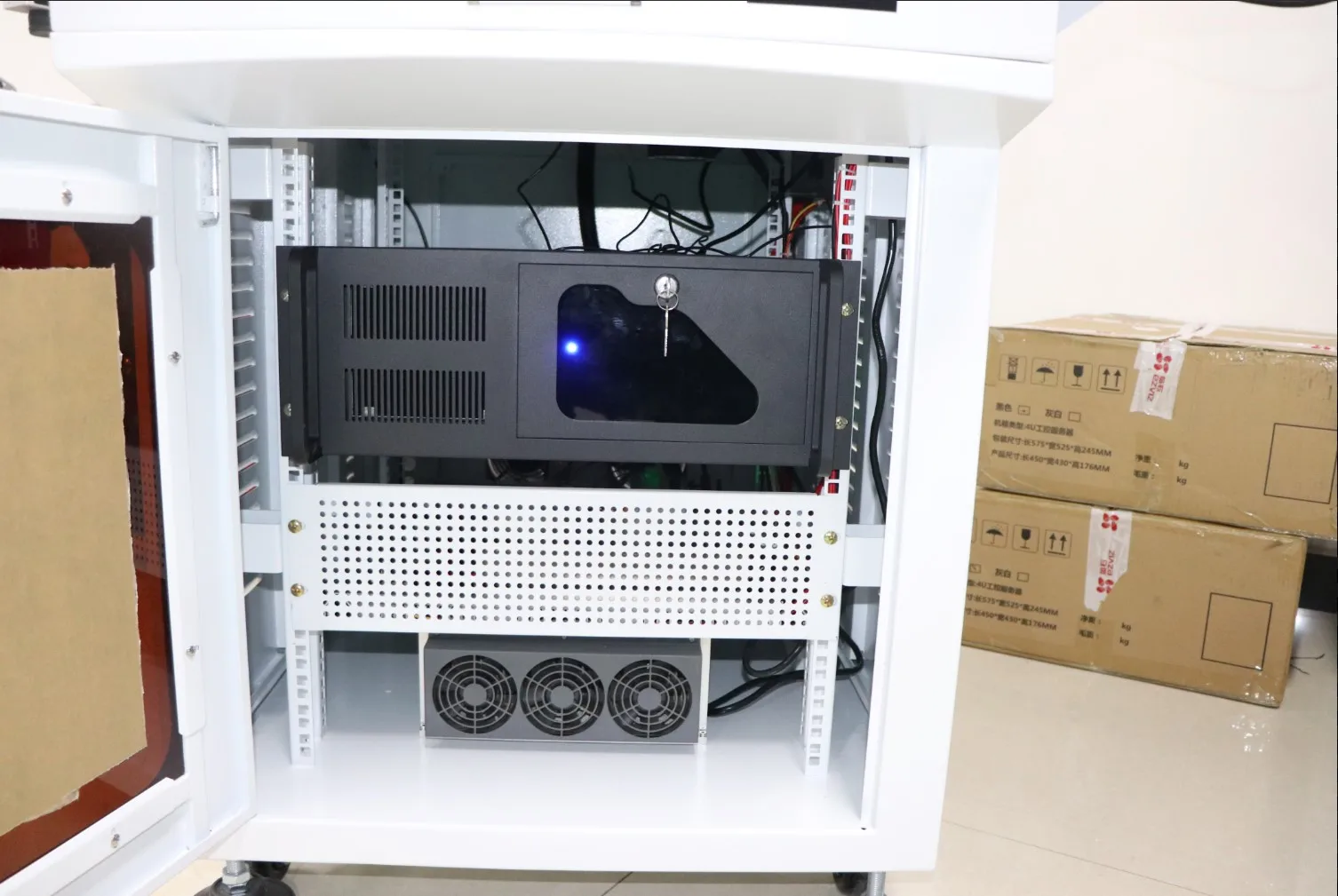 Complete cover structure fiber laser marking machine for hardwarewatch auto parts AK30F/cnc fiber laser machine