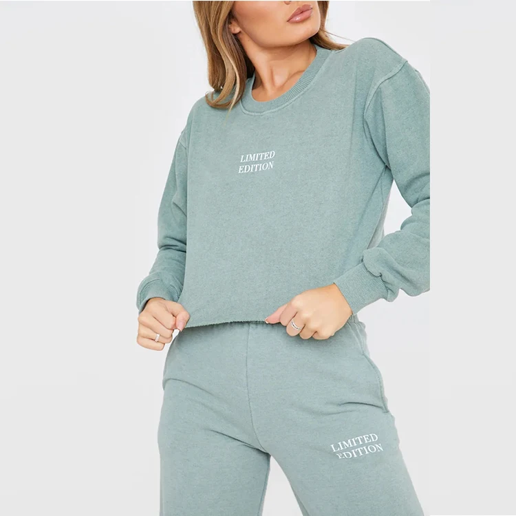 
High quality stylish crew neck long sleeves oversized fashion spring slogan crop sweatshirt women 