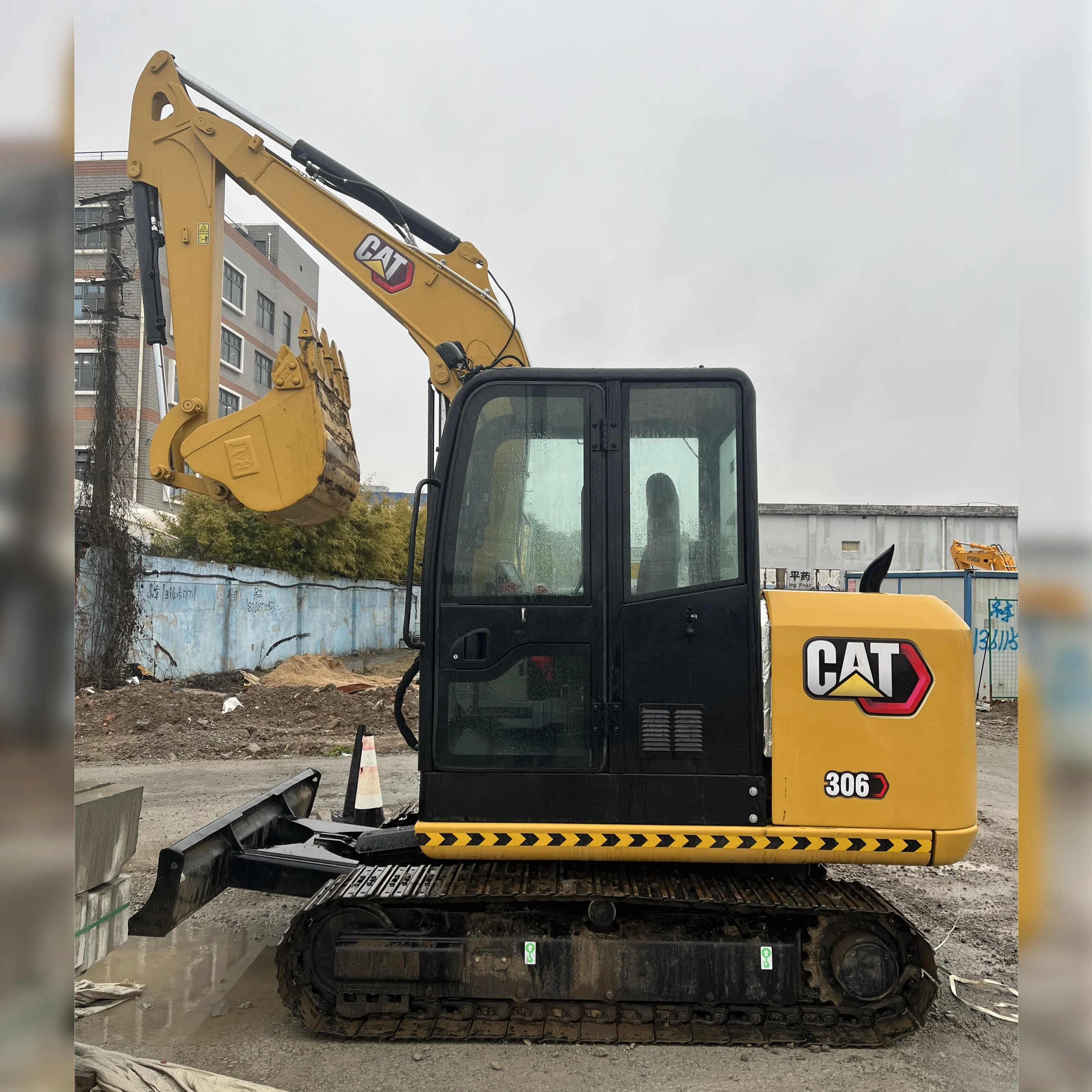Экскаватор Caterpillar Cat 306 6 тонн