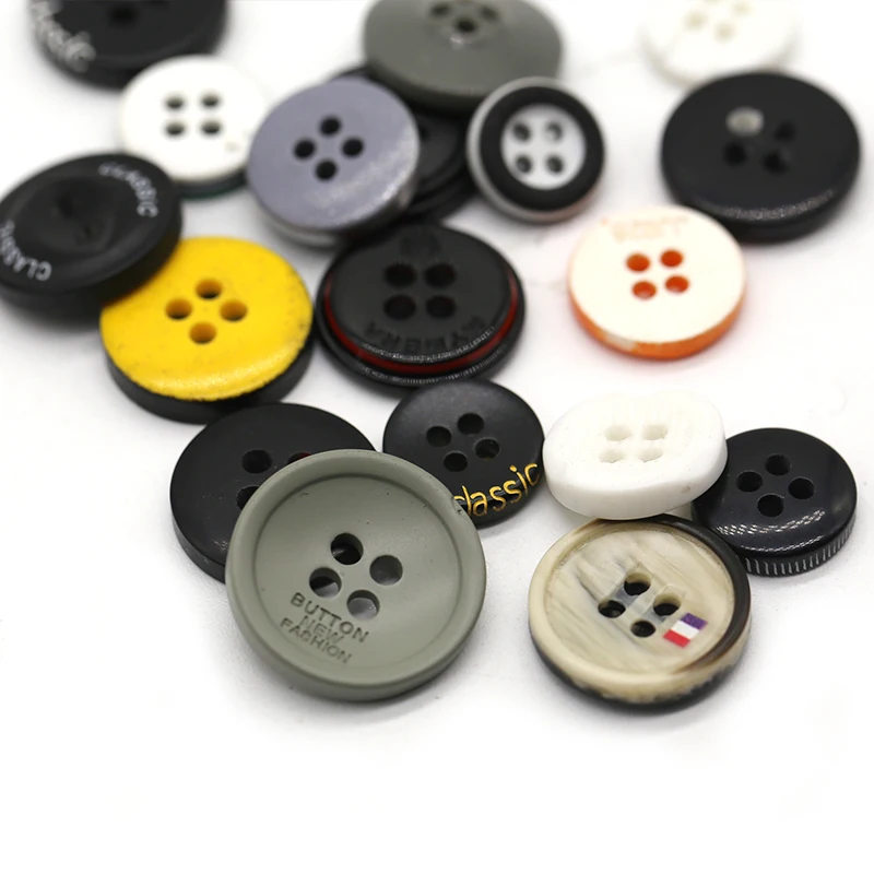High Quality Custom Brand Logo 4 Holes 15mm 18mm Black Sewing Resin Buttons For Men Polo Shirt