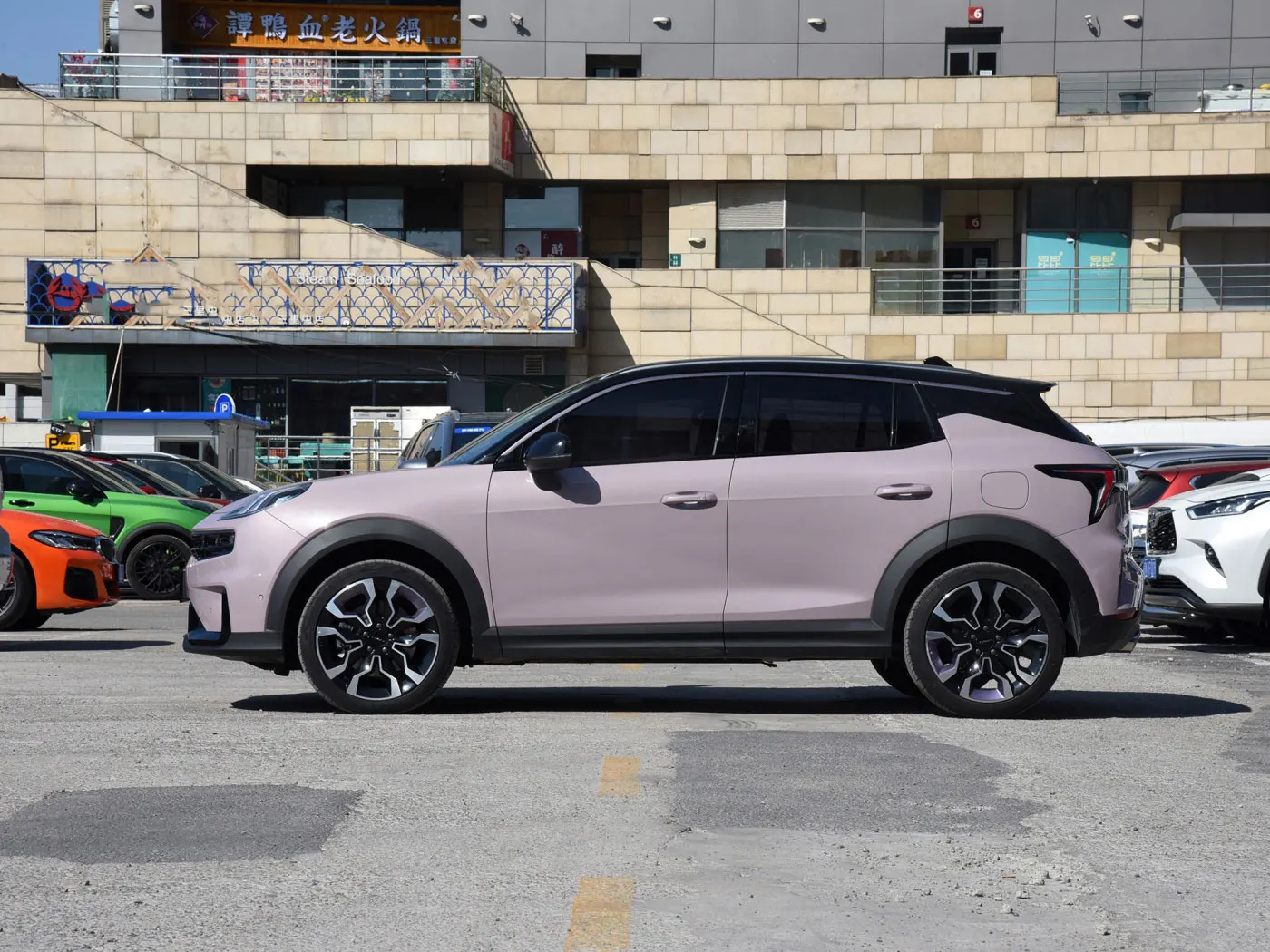2023 Lynk & Co 06 автомобильный топливный 5-дверный 4-местный смарт-внедорожник 2024 4WD 1 5 t модный бензиновый автомобиль Lynkco продажа