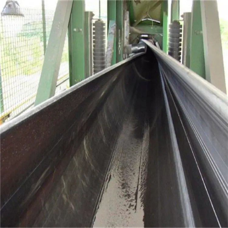 Custom PVC & Rubber Conveyor Belt for Machine and Mining Applications Available with Moulding Processing Service