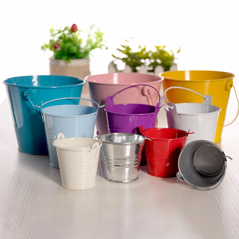 GG339 Mini Creative Candy Color Flower Bucket Iron Succulent Plant Pot Garden Removable Hook Hanging Basket Metal Flower Pot