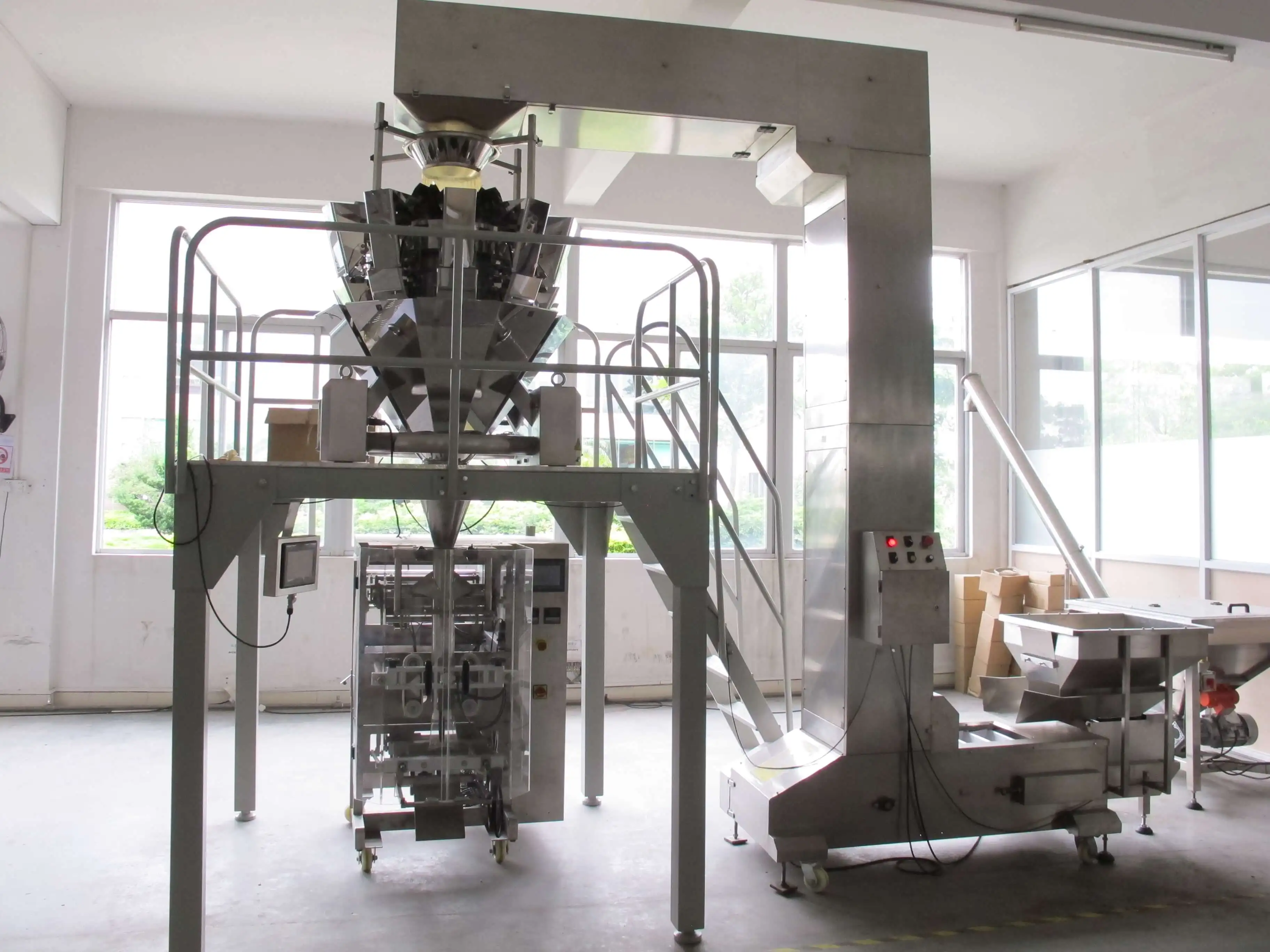 Baopack gummy bear hazelnut dates packing machine fully automatic