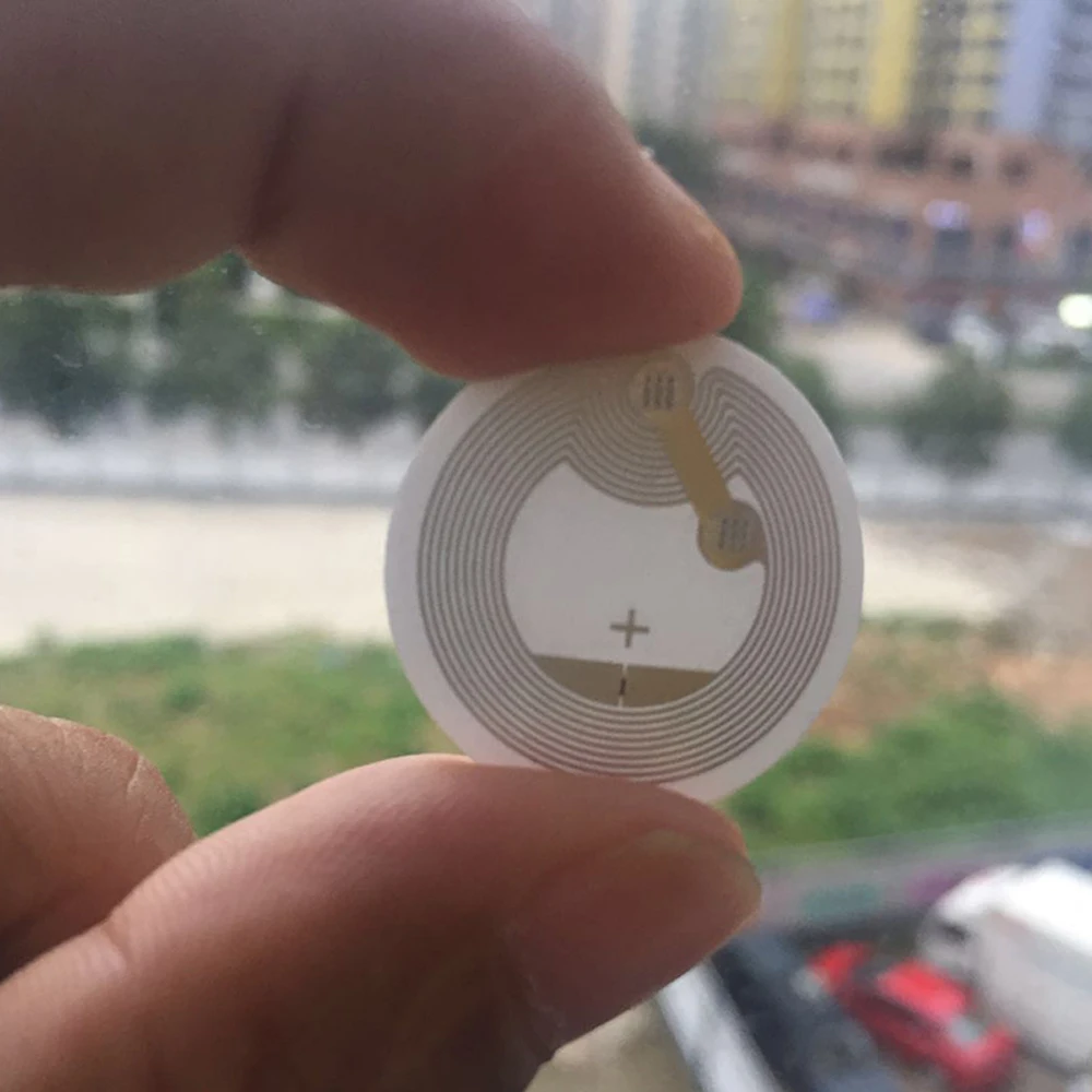 Программируемая заготовка наклеек nfc ISO14443A с печатью бумага покрытием 13 26 МГц наклейка 213/215 для управления