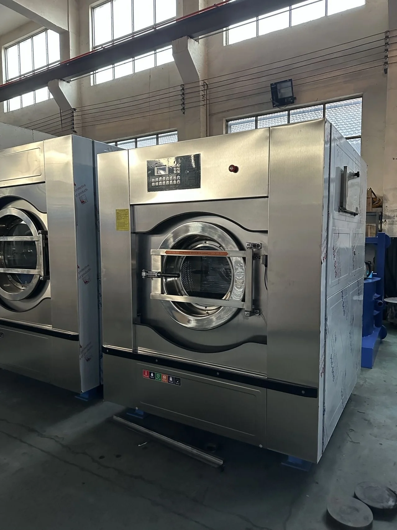 industrial washing machine, washing equipment, frequency conversion washing machine