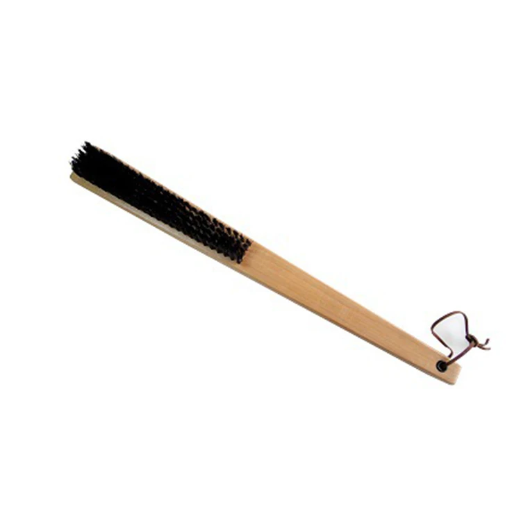 Деревянная щетка для одежды