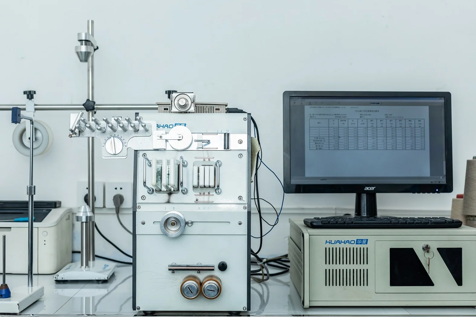 Open End Textile Yarn White 100% Polyester Spun Yarn Rotor Spinning For Knitting