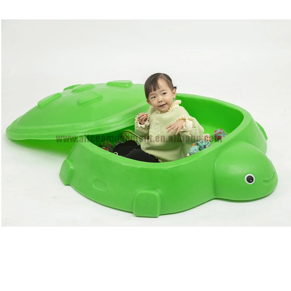 Cute plastic sandbox toys for children with various shapes plastic sandbox toys for kindergarten