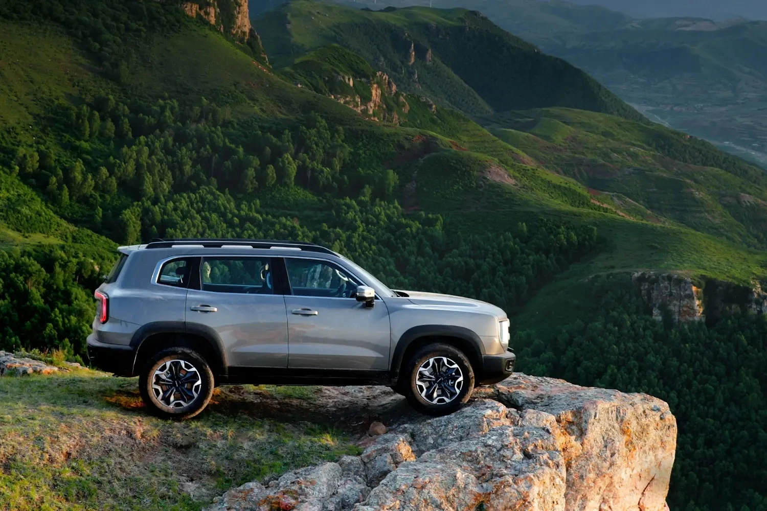 Популярный бренд роскошный китайский автомобиль HAVAL Dargo SUV большие газовые автомобили автоматический бензиновый компактный внедорожник лучший для кемпинга