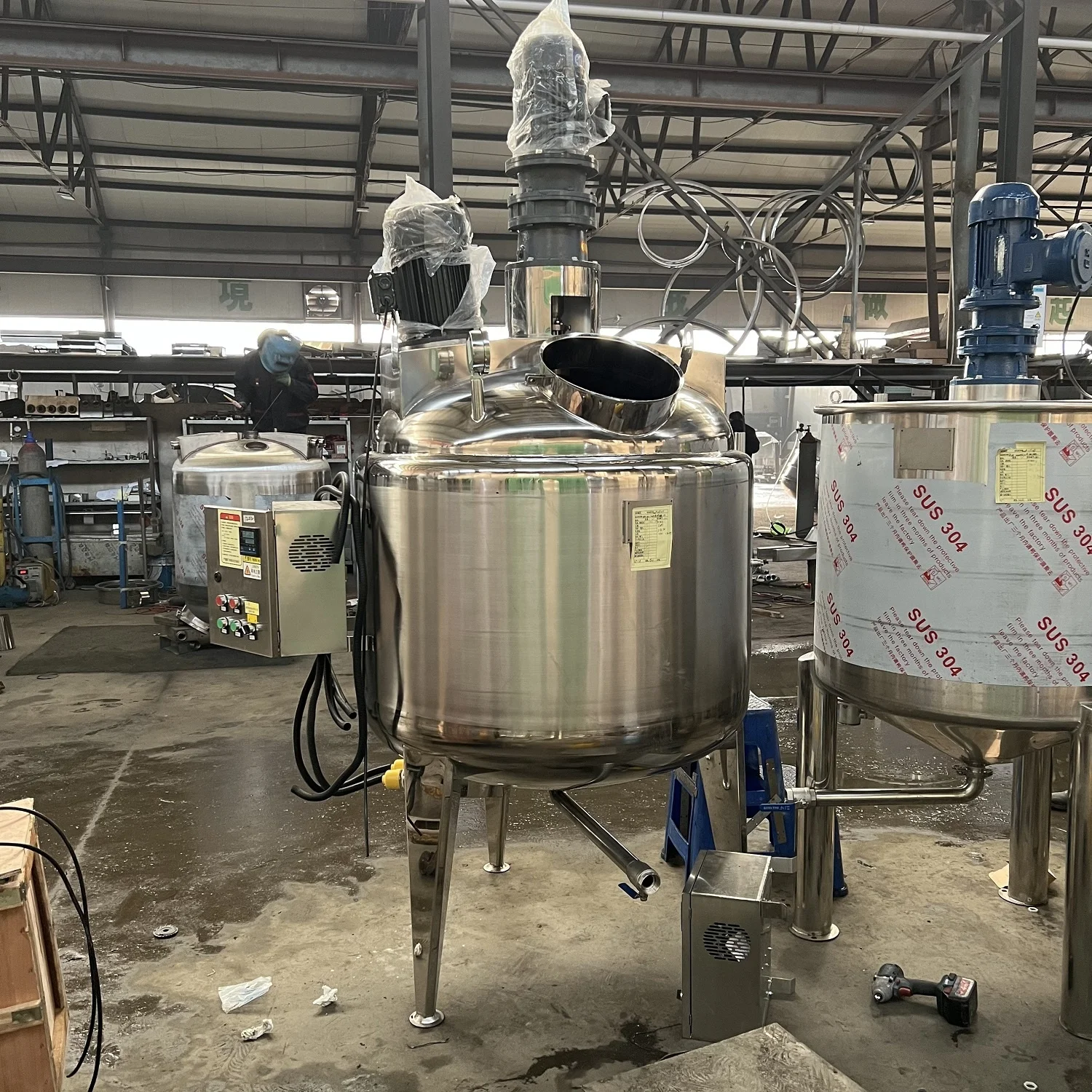 Sanitary Steam Electric Heating and Cooling Double Jacketed Aging Fermentation Reactor Mixing Balance Buffer Storage Tank