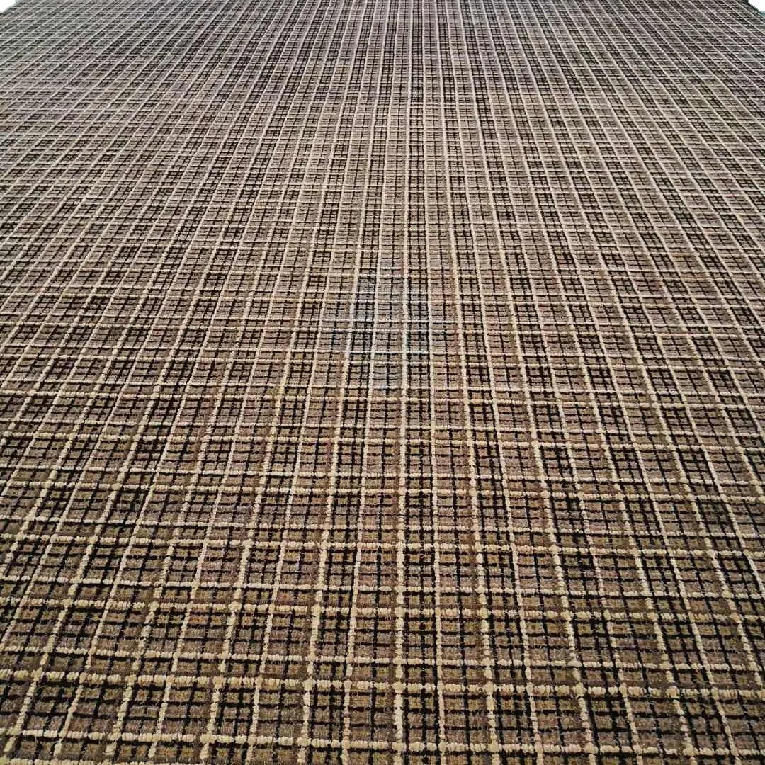 Customized shape  hand tufted carpet handmade rug new zealand wool AND SILK carpets and rugs for living room