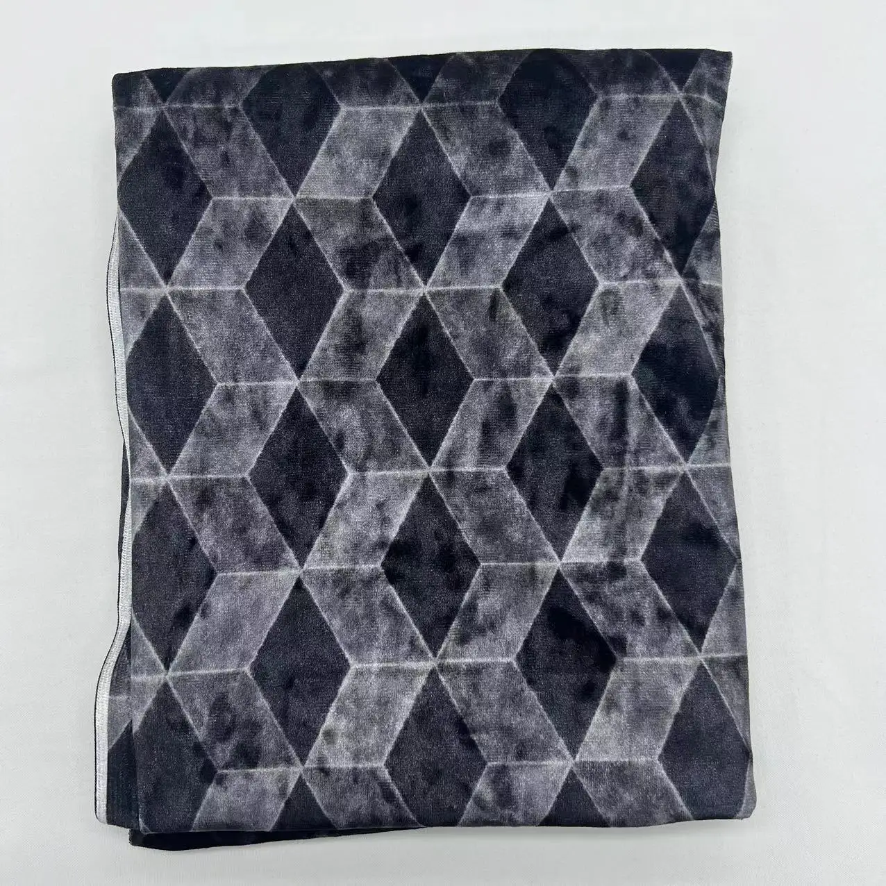 hot selling diamond pattern 250gsm polyester fabric velour sofa fabric luxury holland velvet furniture fabric