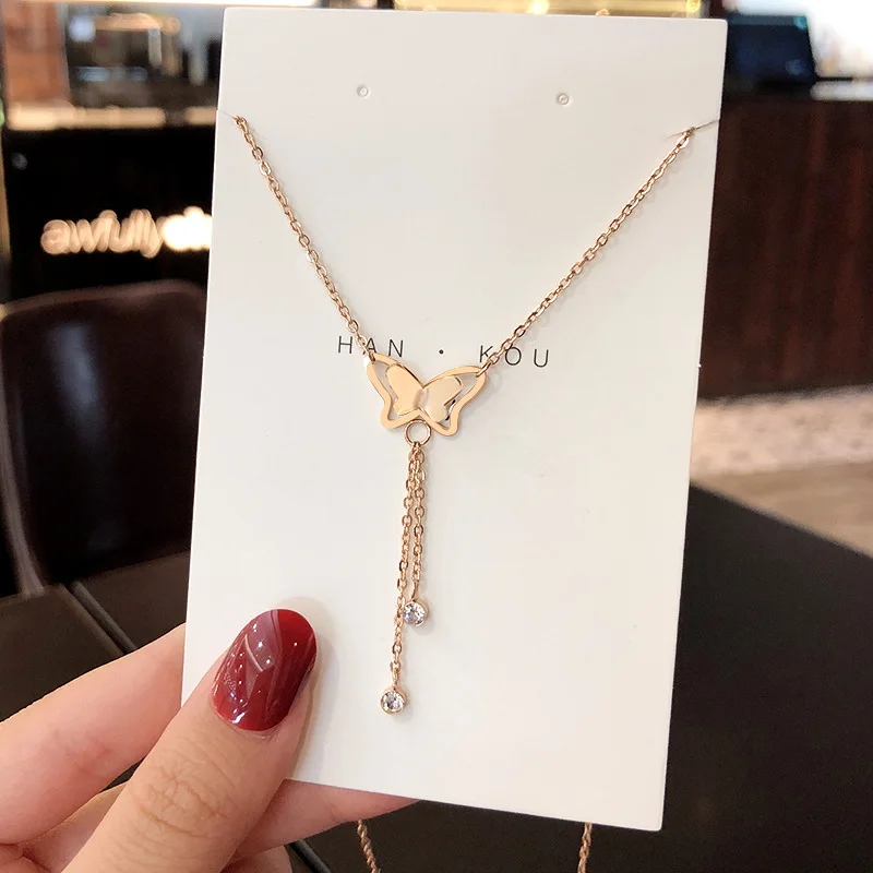 Покрытие из настоящего золота титановая сталь полые бабочка ожерелье с кисточками с украшением в виде бабочки из страз кулон ожерелье для женщин