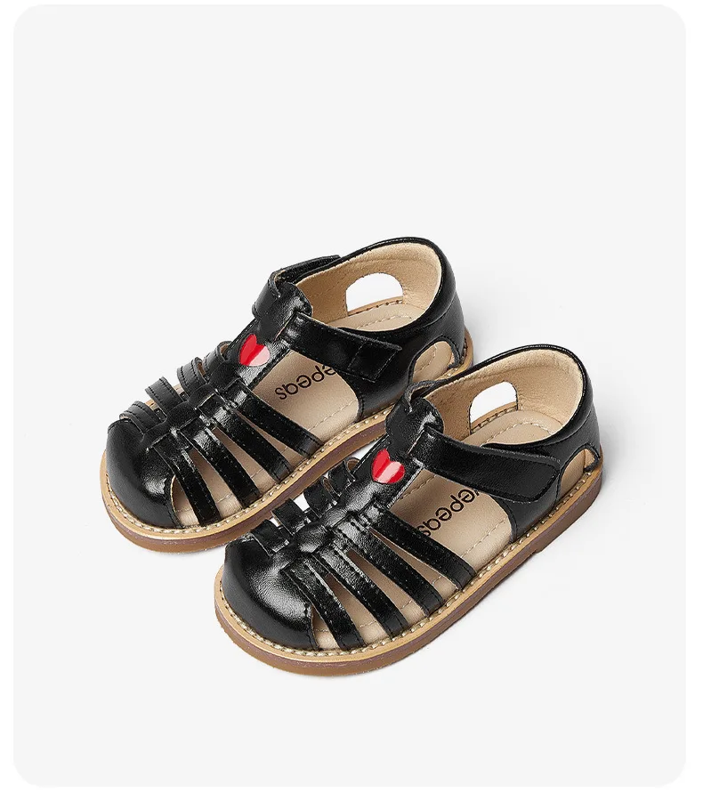 Wholesale Summer New Princess Shinny Leather Shoes Cute Casual Toddler Heart Sandals for Kids Girls 1 to 5 years old