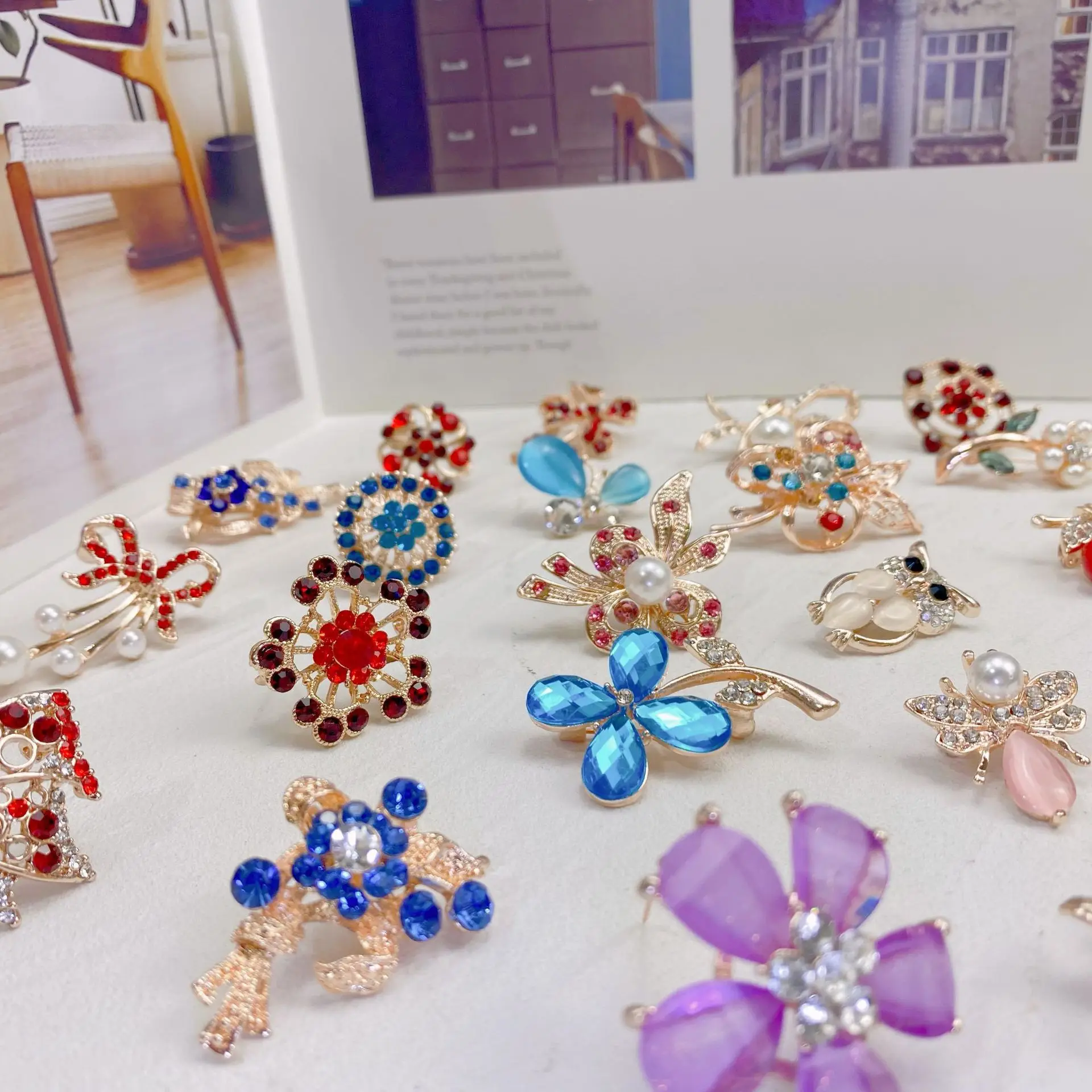 Fashion Czech Crystal Blue Dragonfly Brooches for Women Jewelry Wholesale