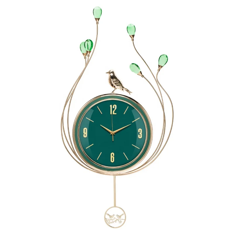 Light luxury Peacock wall clock in Green Creative fashion silent quartz clock hanging wall decoration