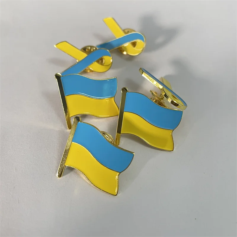 Custom metal country flags brooch pin ukrainian ribbon lapel pin Russia Ukraine flag badge