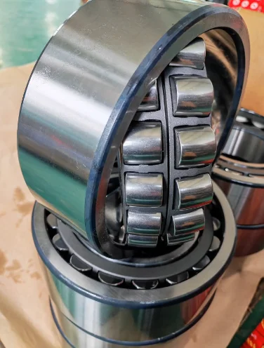 Spherical Roller Bearing 22215 22216 22217 22220 22228 22324 23024 23034 23332 23222 Roller Bearings