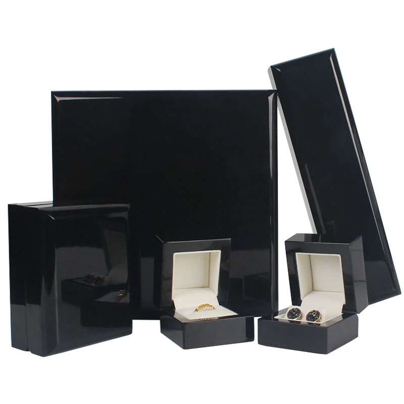 Custom Luxury Gloss Lacquer Necklace Bracelet Earring Pendant Ring Jewelry Boxes Wooden Jewellery Gift Packaging Case with Logo