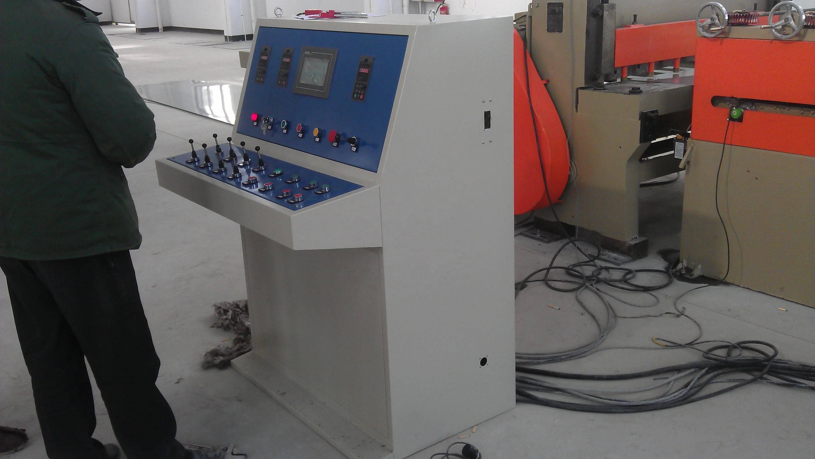 Automatic uncoiler and decoiler machine with low price