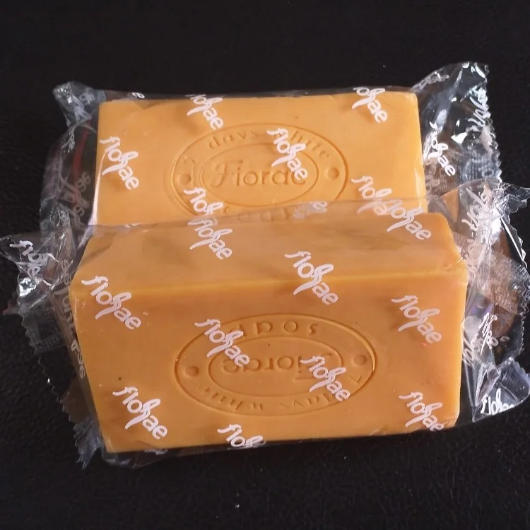 Натуральное японское очищающее кожу мыло kojic papaya