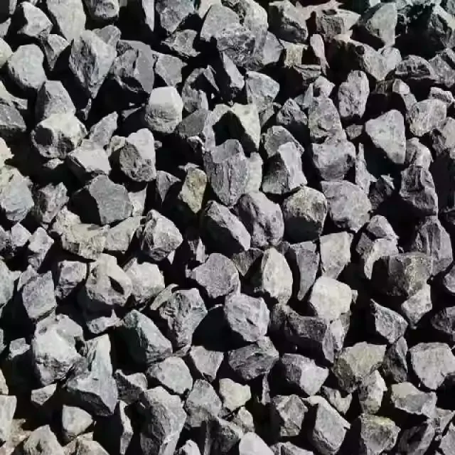 Manufacturer wholesales low-priced gray crushed stone, melon seed flakes, crushed stone, high-grade ordinary crushed stone