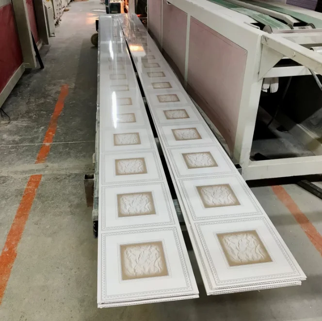 New Decorative morden design interior white Square 60*60cm Pvc Ceiling Panel Board 2x2 ceiling tiles for house ceiling