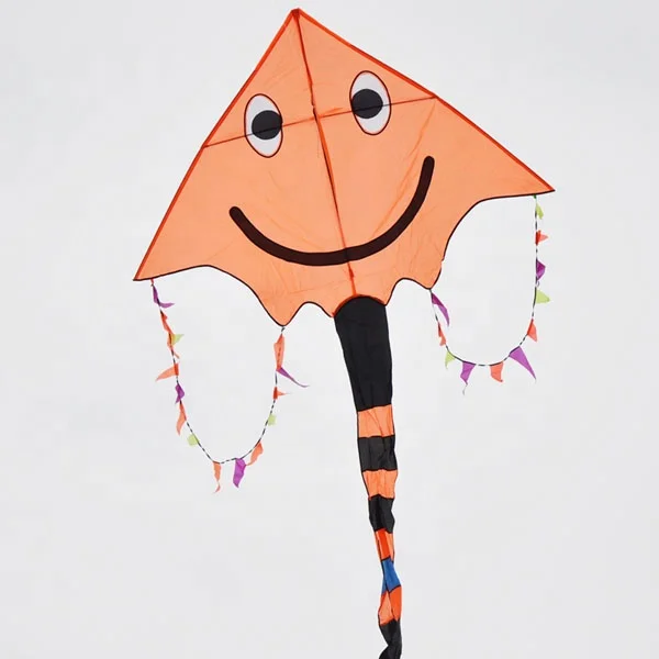 Single line sports kite promotional  smile face delta  kite from weifang