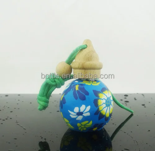 Car Diffuser Air Freshener Bottle Essential Oil Diffuser  Glass Perfume Diffuser Bottle with Wooden Caps