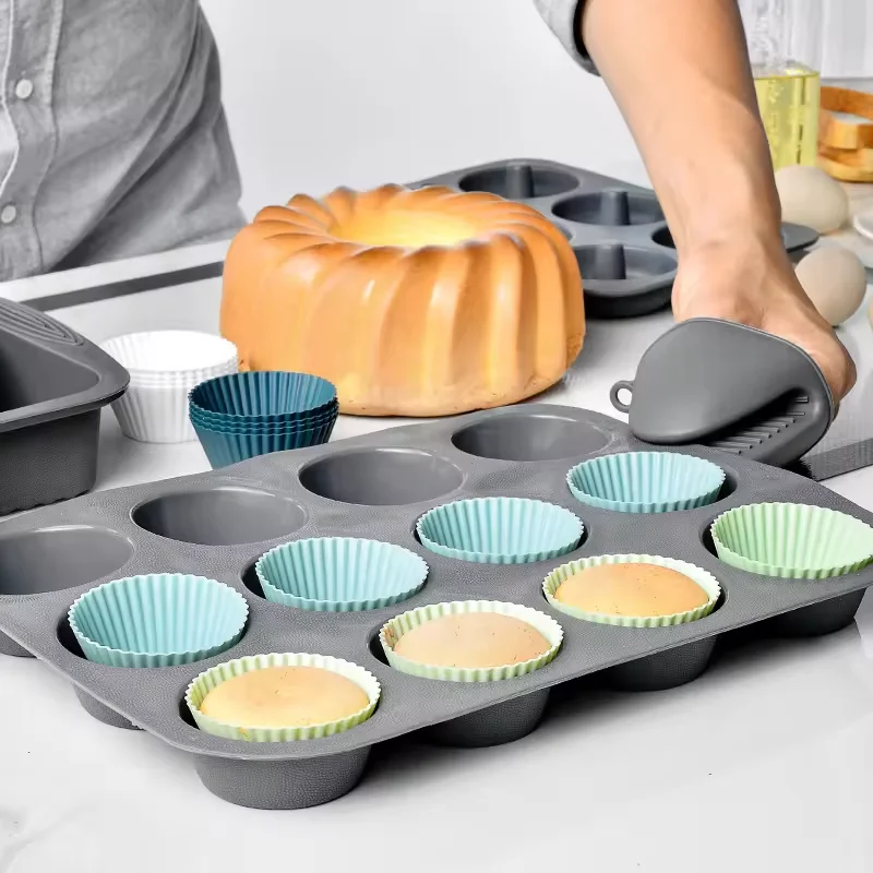 Factory Heat Resistant Reusable Nontoxic Nonstick Cake Baking Muffin Cups Molds Silicone Cupcake Liner