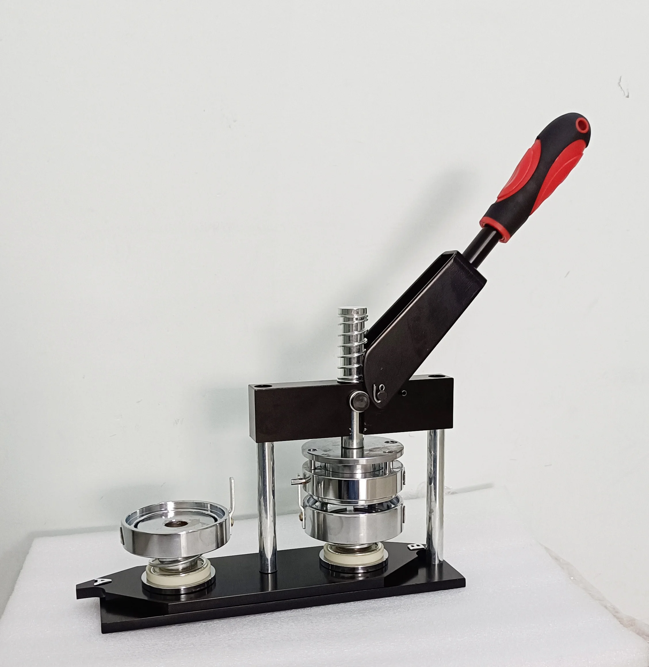 Hot New 58mm Automatic Plastic Button Maker Set Manual Pin Badge Making Machine Steel Paper Cutter Button Materials Blanks-Used