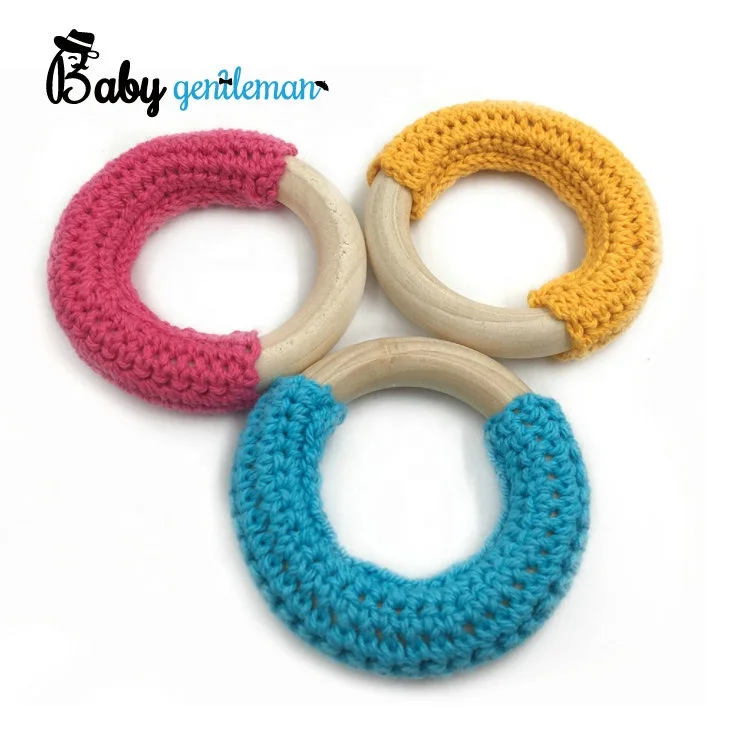 2023 Top sale baby wooden crochet teether rings with low price Z08158K